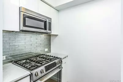 138-35 39th Avenue #13L, Flushing, NY 11354 - Photo 24