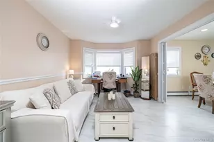 458 E Pine St, Long Beach, NY 11561 - Photo 8