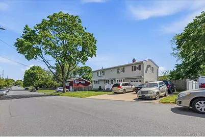 37 Westchester Avenue, West Babylon, NY 11704 - Photo 26