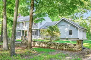 34 Contour Ln, Salt Point, NY 12578 - Photo 2