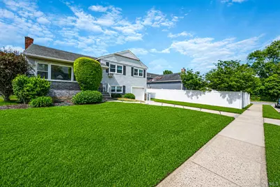 2637 Marin Lane, East Meadow, NY 11554 - Photo 2