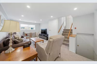 2637 Marin Lane, East Meadow, NY 11554 - Photo 20