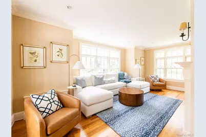 170 Manhasset Woods Road, Manhasset, NY 11030 - Photo 8