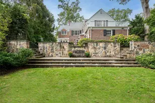 170 Manhasset Woods Rd, Manhasset, NY 11030 - Photo 30