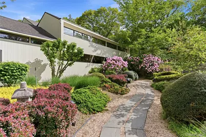 6 Deepwood Court, Old Westbury, NY 11568 - Photo 2