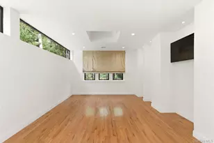 6 Deepwood Ct, Old Westbury, NY 11568 - Photo 16