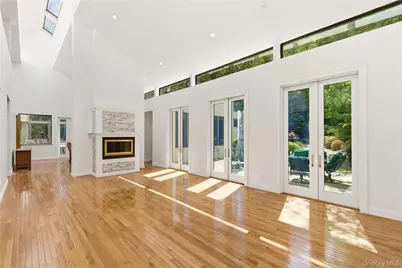 6 Deepwood Court, Old Westbury, NY 11568 - Photo 8