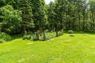 10 Pilgrims Progress Rd, Rhinebeck, NY 12572 - Photo 6