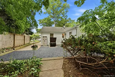 192 Iceland Drive, South Huntington, NY 11746 - Photo 32