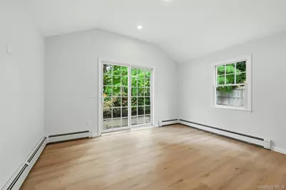 192 Iceland Drive, South Huntington, NY 11746 - Photo 12