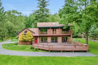 8 Kingwood Park, Poughkeepsie, NY 12601 - Photo 20