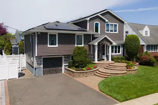 420 Philadelphia Ave, Massapequa Park, NY 11762 - Photo 2