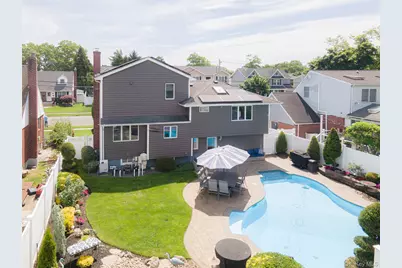 420 Philadelphia Avenue, Massapequa Park, NY 11762 - Photo 20