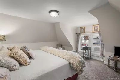 15 E 235th Street, Bronx, NY 10470 - Photo 22