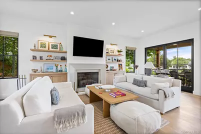 405 Williamsburgh Drive, Southold, NY 11971 - Photo 6