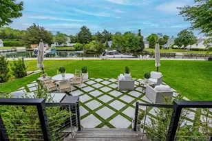 405 Williamsburgh Dr, Southold, NY 11971 - Photo 32