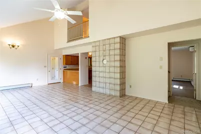 27 Goldfinch Drive, Salt Point, NY 12578 - Photo 10
