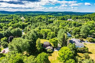 27 Goldfinch Dr, Salt Point, NY 12578 - Photo 4