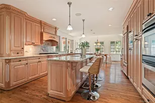 27 Bradford Rd, Scarsdale, NY 10583 - Photo 20