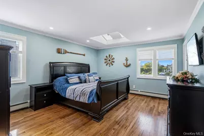 159 Driftwood Drive, West Islip, NY 11795 - Photo 16