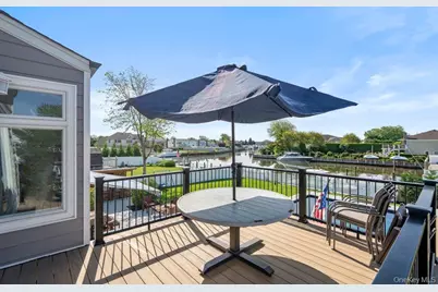 159 Driftwood Drive, West Islip, NY 11795 - Photo 34