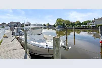159 Driftwood Drive, West Islip, NY 11795 - Photo 40