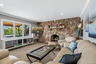 159 Driftwood Dr, West Islip, NY 11795 - Photo 24