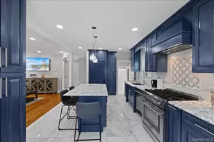 98 Sussex Rd, Elmont, NY 11003 - Photo 12
