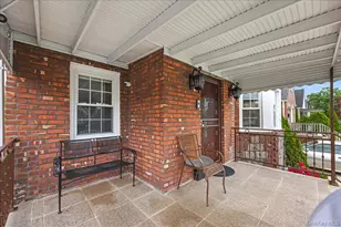 98 Sussex Rd, Elmont, NY 11003 - Photo 4