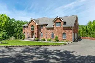 82 Anton Dr, Carmel, NY 10512 - Photo 2