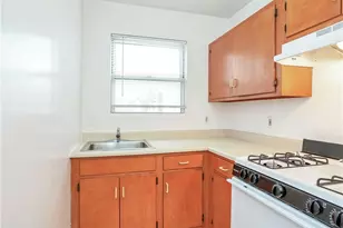 15 Quinby Ave, White Plains, NY 10606 - Photo 6