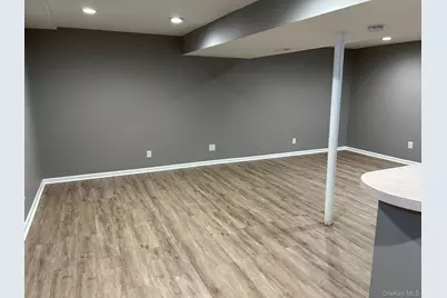 179 Gervil Street, New York, NY 10309 - Photo 10