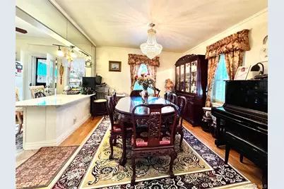 2002 150th Street, Whitestone, NY 11357 - Photo 6