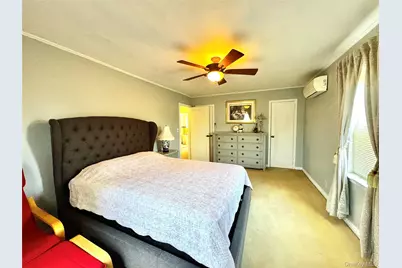 2002 150th Street, Whitestone, NY 11357 - Photo 12