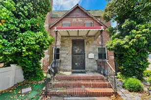 20-02 150th St, Whitestone, NY 11357 - Photo 2