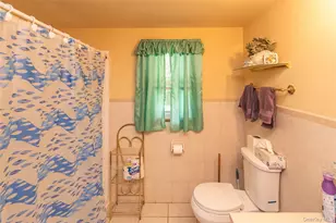 35 Windwood Dr, Newburgh, NY 12550 - Photo 14