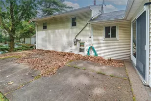 35 Windwood Dr, Newburgh, NY 12550 - Photo 4