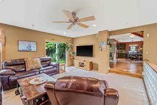 51 Deer Dr, Sound Beach, NY 11789 - Photo 10