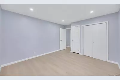 59 E Cedar Street, Massapequa, NY 11758 - Photo 12