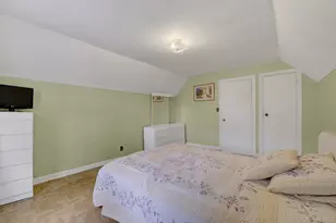 33 McKee St, Floral Park, NY 11001 - Photo 18