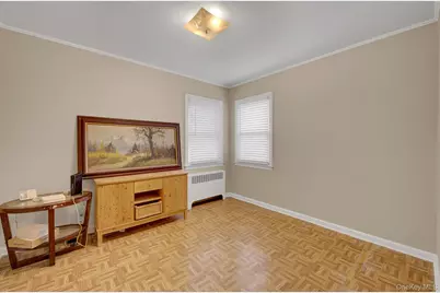 33 McKee Street, Floral Park, NY 11001 - Photo 12