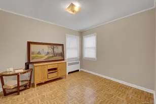 33 McKee St, Floral Park, NY 11001 - Photo 12