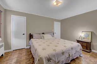 33 McKee St, Floral Park, NY 11001 - Photo 14