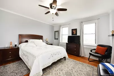 143-50 Hoover Avenue #503, Briarwood, NY 11435 - Photo 12