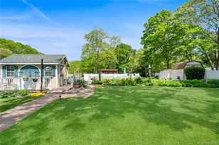 355 Woodland Ave, Manorville, NY 11949 - Photo 40