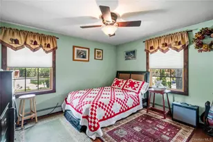355 Woodland Ave, Manorville, NY 11949 - Photo 26