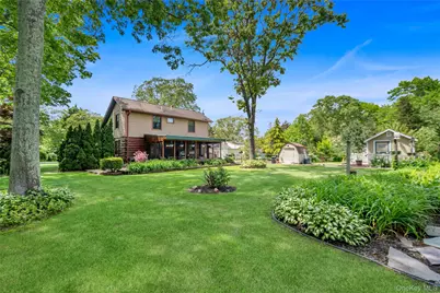 355 Woodland Avenue, Manorville, NY 11949 - Photo 38