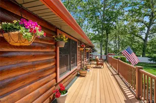 355 Woodland Ave, Manorville, NY 11949 - Photo 4