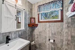 355 Woodland Ave, Manorville, NY 11949 - Photo 24