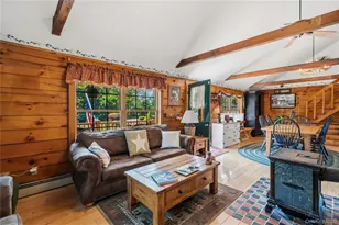 355 Woodland Ave, Manorville, NY 11949 - Photo 8